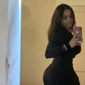 jeune femme adultere cergy